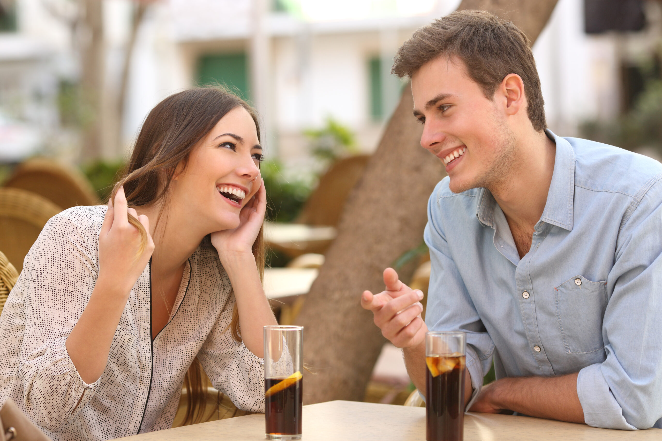 Top 8 Gesprächsthemen beim ersten Date