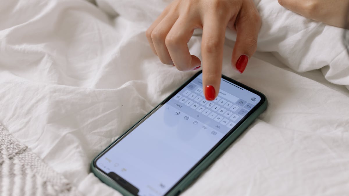 Echtzeit-Chat im Dating, Definition & Vorteile